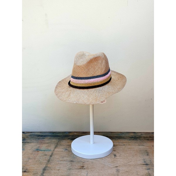 Exquisite J rankų darbo vasarinė skrybėlė